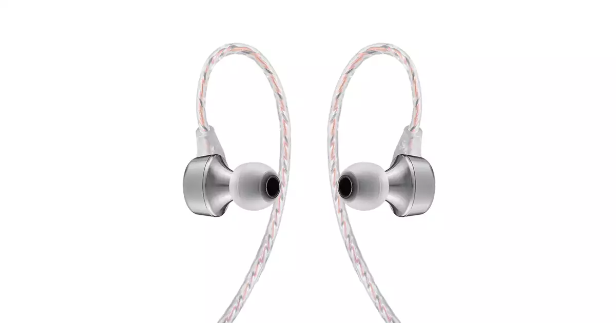 Kentaro Taninaka RHA CL750 Ultra-wideband earphone RHA CL750