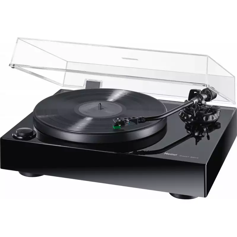 Magnat MTT 990 turntable